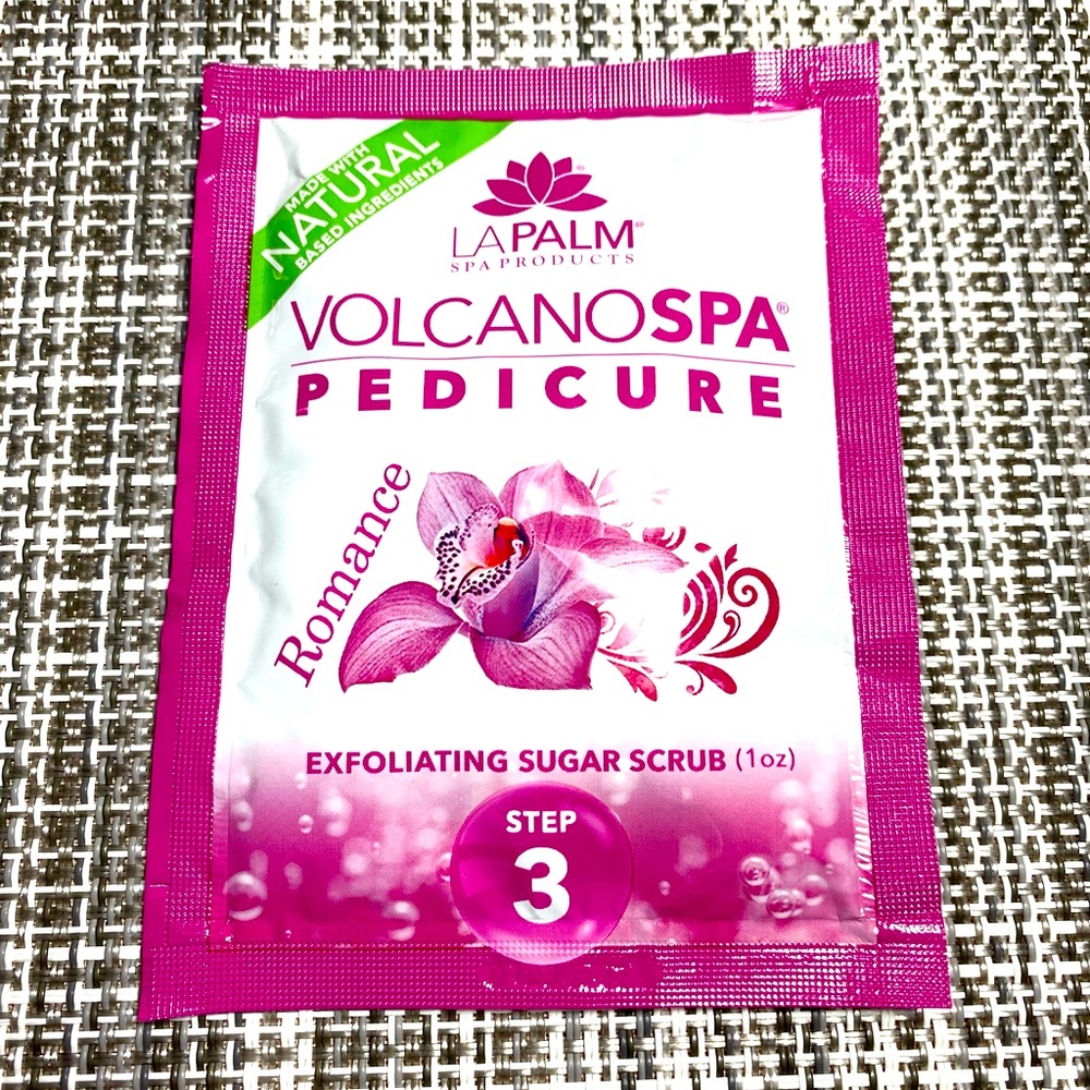 La Palm VOLCANOSPA Romance Pedicure Exfoliating Sugar Scrub 1 oz ❤️